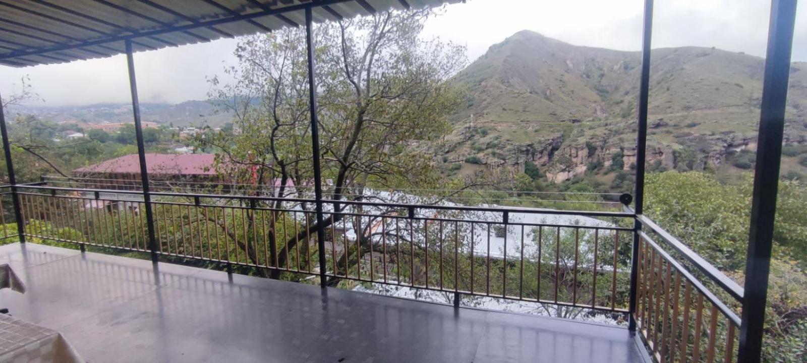 Nnn Guest House Goris Ngoại thất bức ảnh